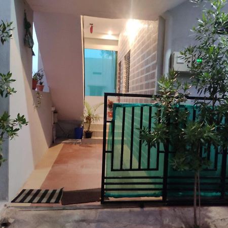 Veeru Homestay Hospet Εξωτερικό φωτογραφία
