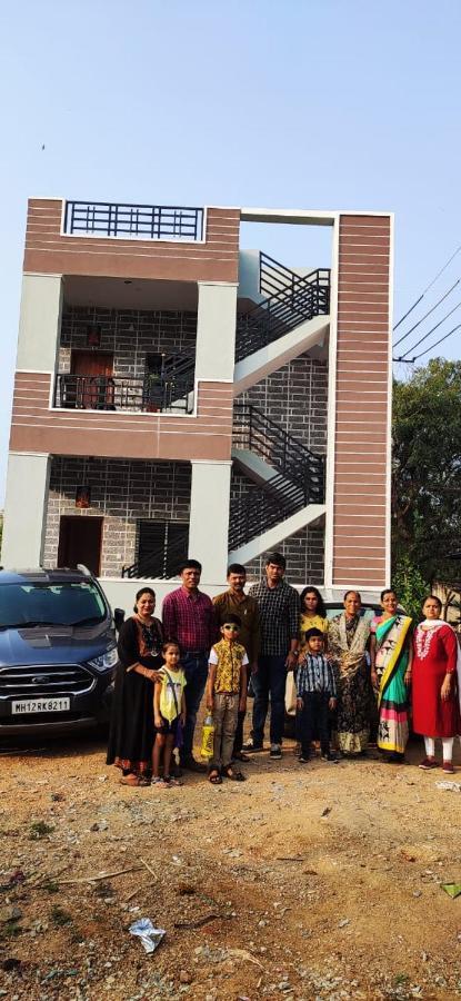 Veeru Homestay Hospet Εξωτερικό φωτογραφία