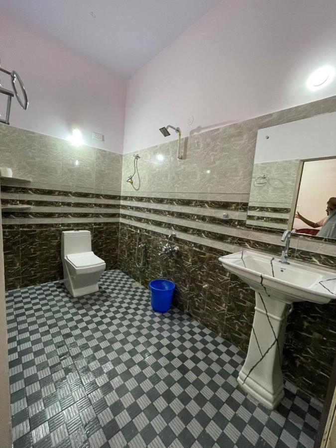 Veeru Homestay Hospet Εξωτερικό φωτογραφία