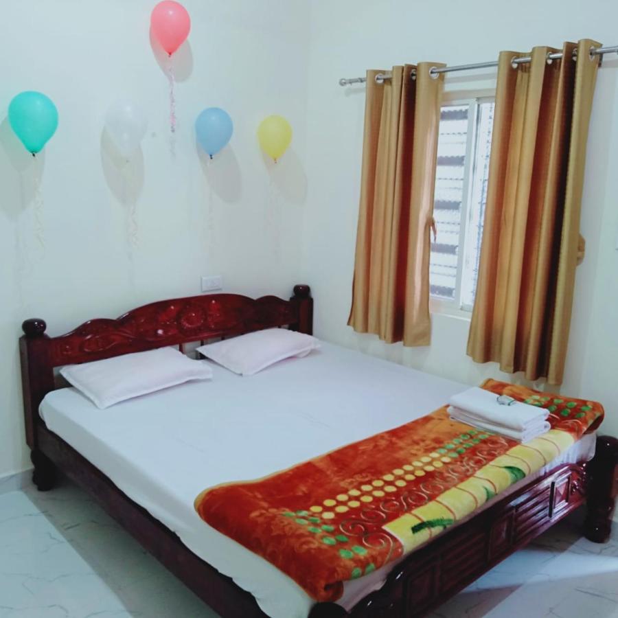 Veeru Homestay Hospet Εξωτερικό φωτογραφία